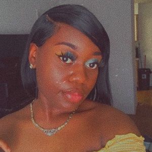 Meet your Posher, Ashleigh